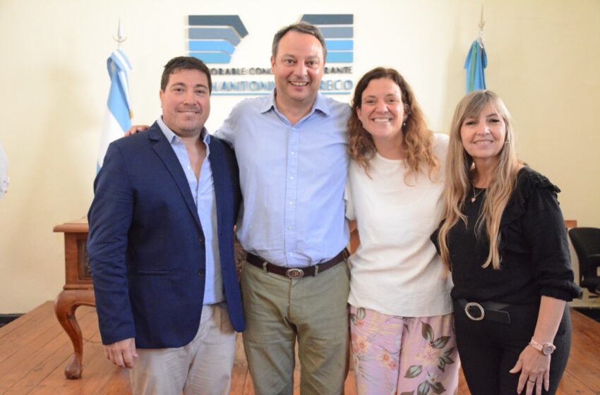 Asumieron los nuevos consejeros escolares del distrito
