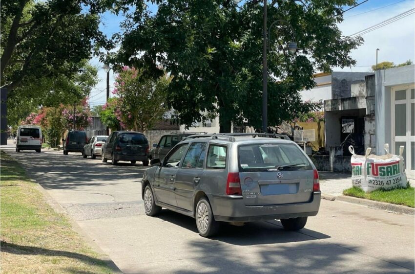  Ir a todos lados en auto, una costumbre de pueblo que genera demasiado tránsito