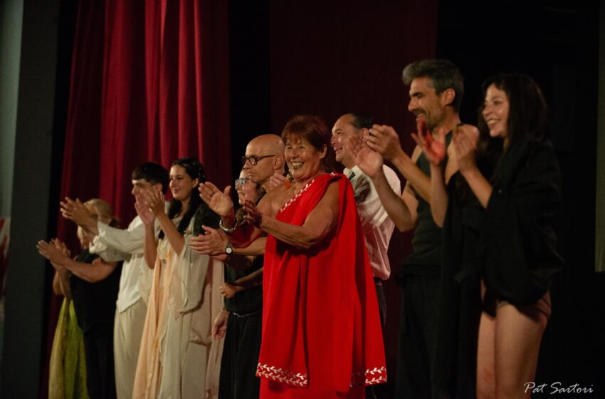  Concurrido cierre del taller de Teatro para adultos en el Cine Vieytes
