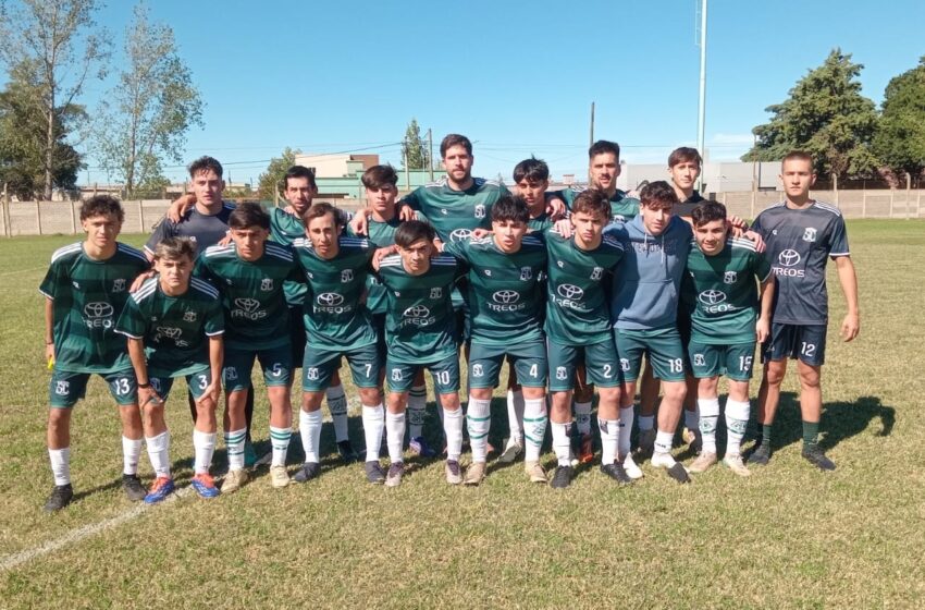  Huracán venció a San Carlos y se acerca a la punta