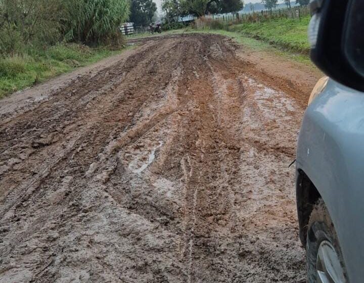  Las calles de tierra de Areco, detonadas
