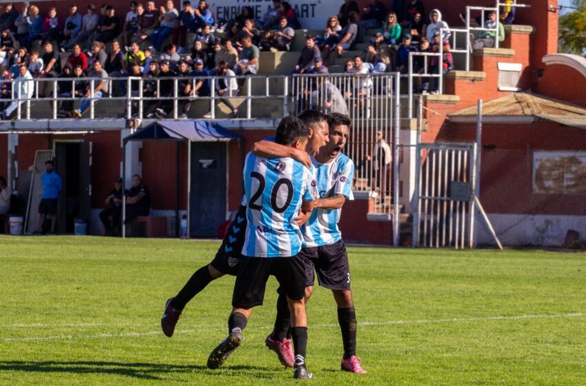  San Antonio se clasificó a los octavos de final