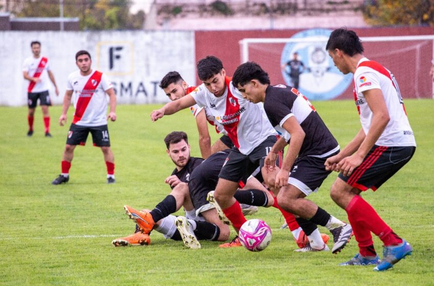  Rivadavia festejó aniversario y victoria en el clásico