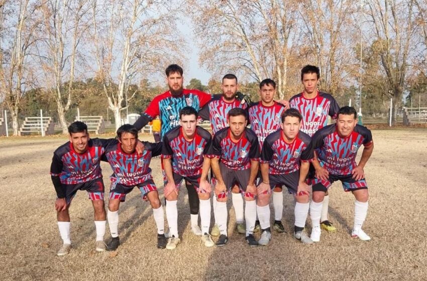 Ganó Solís y se clasificó a cuartos de final