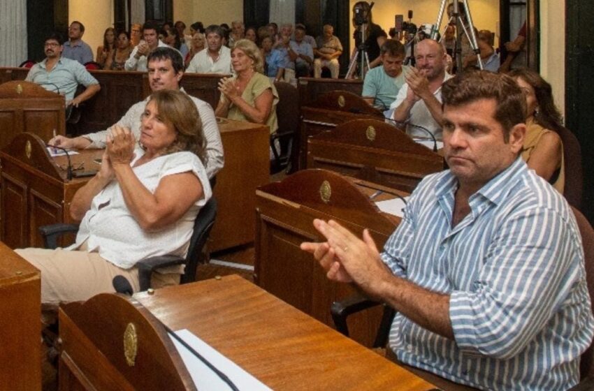  El radicalismo quiebra el bloque de concejales del oficialismo y obliga a Ratto a negociar
