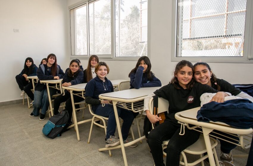 La felicidad de los chicos por la nueva escuela: “antes estábamos muy apretados”