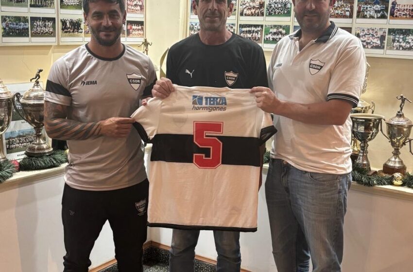  Oscar Contreras es el nuevo director técnico de Rivadavia