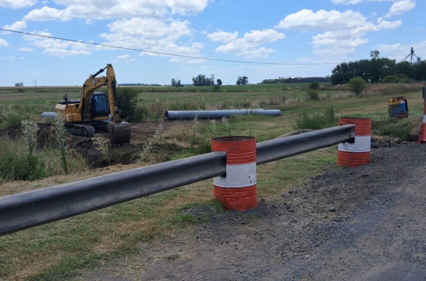  Comenzó la obra para renovar las alcanrarillas del acceso a Villa Lía