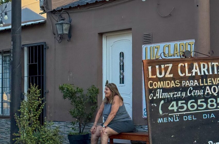  El ritual del atardecer en Areco: cuando los vecinos sacan la silla a la vereda