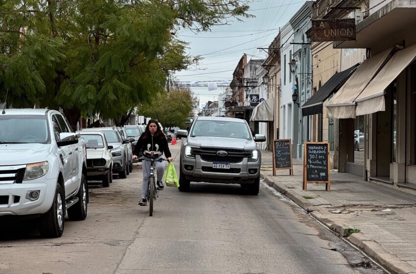  Mas estacionamiento medido: ahora piden su aplicación en el centro del pueblo